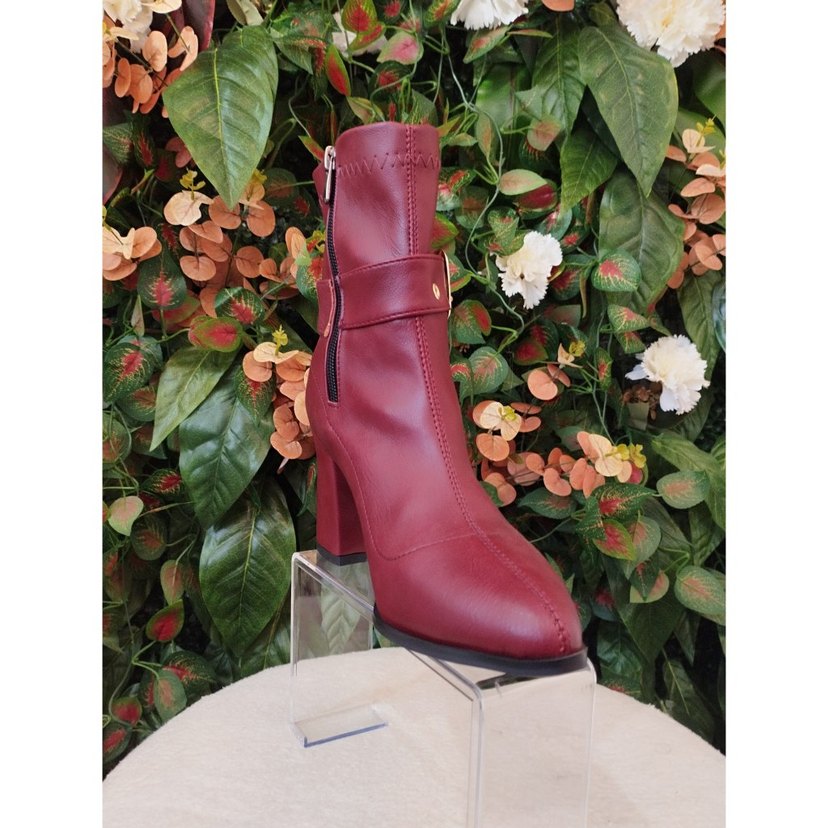Bordo Deri Tokalı Kadın Topuklu Bot - Görsel 2