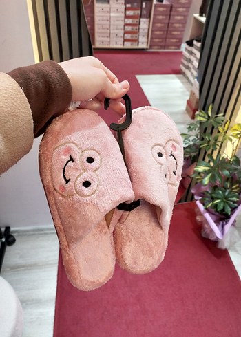 Kadın Desenli Yüksek Topuklu Ev Terlikleri - Görsel 6