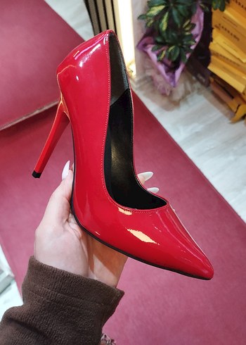 Parlak Kırmızı Rugan Stiletto - Görsel 4