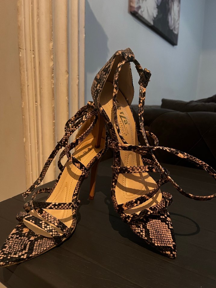 Kahverengi Yılan Desenli İnce Topuklu Kadın Ayakkabısı - Görsel 4