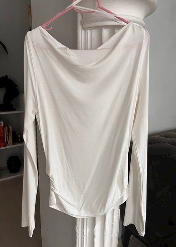 Beyaz Drapeli Uzun Kollu Kadın Bluz - Görsel 2