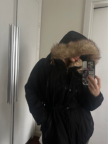 Zara kürklü mont