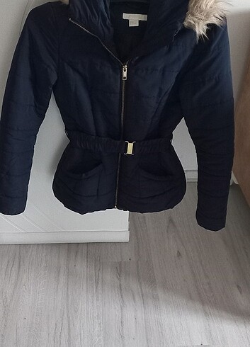 38 Beden lacivert Renk Şişme mont