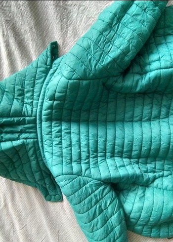 Kapüşonlu Erkek Çocuk Mont - Görsel 2