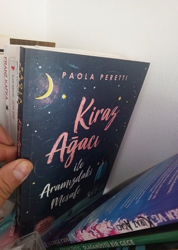 Kiraz Ağacı ile Aramızdaki Mesafeler - Paola Peretti