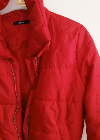 Addax bayan Kırmızı Minimalist Rozet - Görsel 5