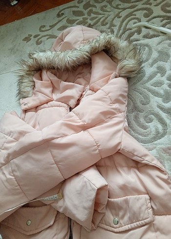 Kürklü Kapüşonlu Pembe Kız Çocuk Mont - Görsel 15