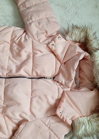 Kürklü Kapüşonlu Pembe Kız Çocuk Mont - Görsel 19