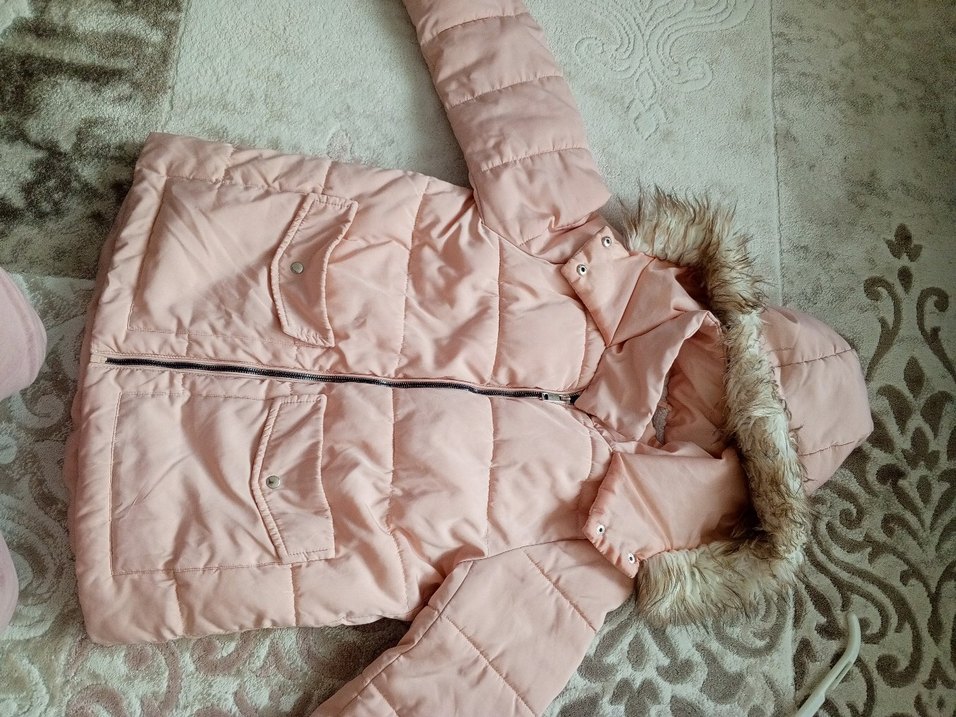 Kürklü Kapüşonlu Pembe Kız Çocuk Mont - Görsel 5
