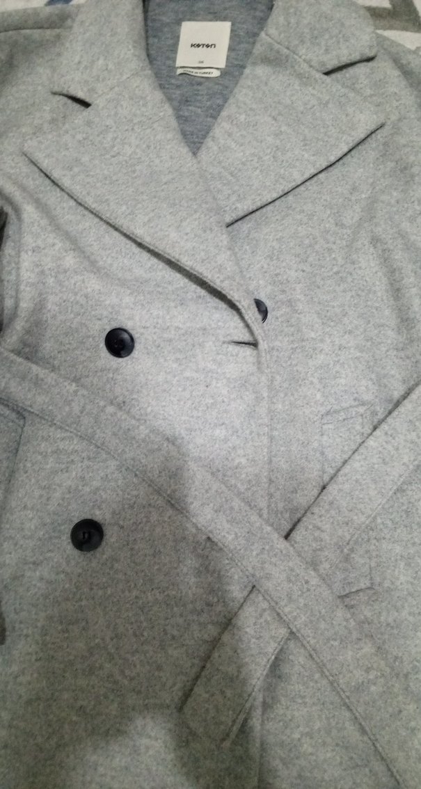 Gri çift düğmeli kadın kaban - Görsel 4