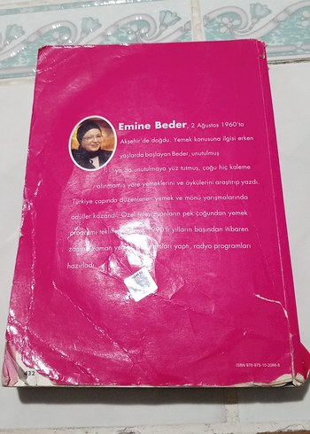 Emine Beder - Çay Saati Romanı - Görsel 5