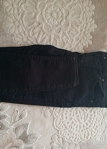29 Beden siyah Renk Siyah pantolon