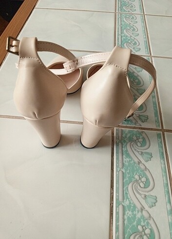 39 Beden ten rengi Renk Stiletto ayakkabı