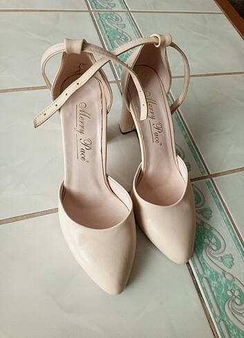 Stiletto ayakkabı