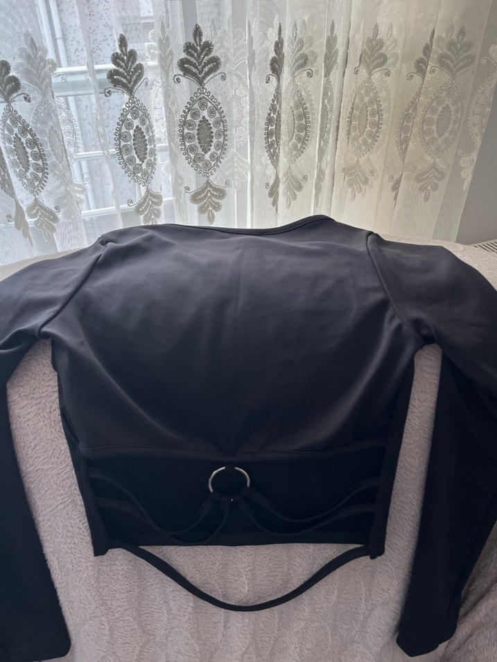 Siyah Kadın Uzun Kollu Crop Bluz - Görsel 2