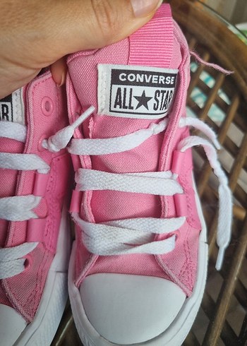 Pembe Converse All Star bot