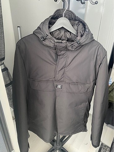Pull bear mont