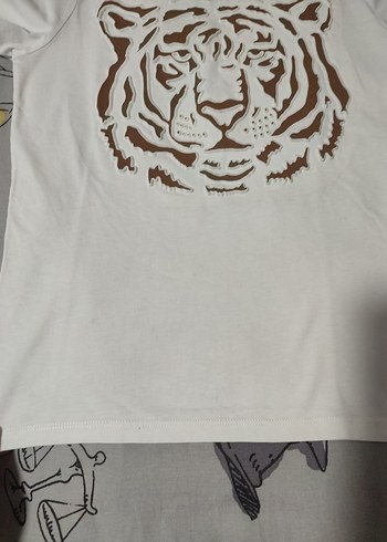 Beyaz kabartma kaplan baskılı Erkek Çocuk Tişörtü - Görsel 3