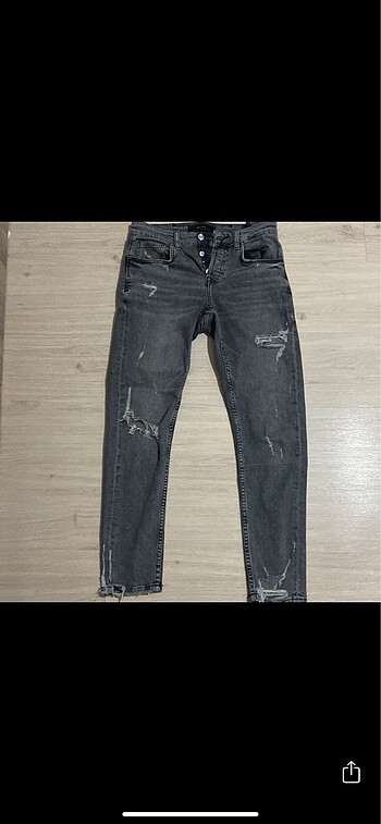 Zara slim fit jean yırtık detay jean pantalon
