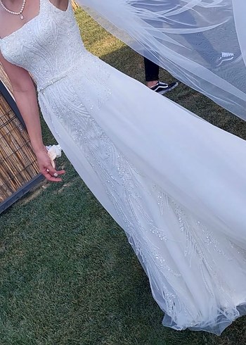 Beyaz Taşlı Gelinlik - Görsel 2