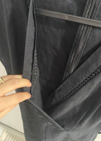 Siyah V Yaka Drapeli Midi Elbise - Görsel 3