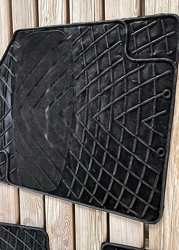 Dört parça oto paspas seti - Görsel 2