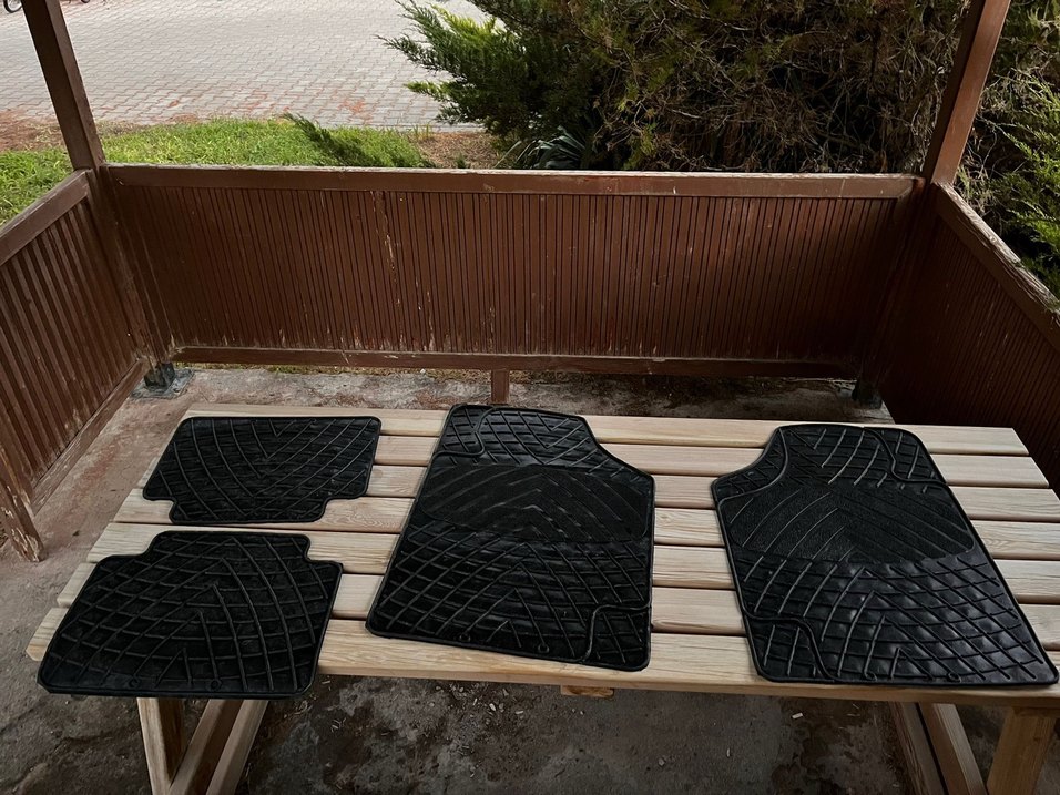 Dört parça oto paspas seti - Görsel 5