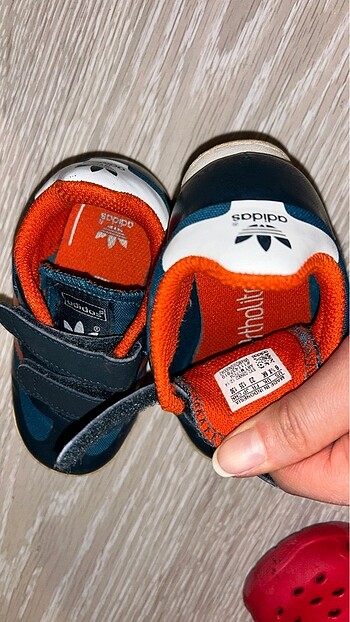 23 Beden Adidas bebek ayakkabısı