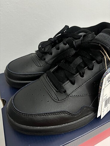 43 Beden Reebok erkek ayakkabı