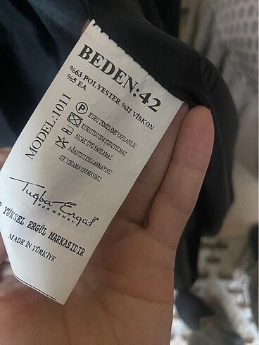 42 Beden Tuğba Ergül kalın kaban