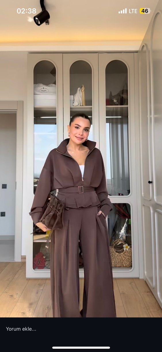 Kahverengi Kemerli Mini Kadın Takım - Görsel 4