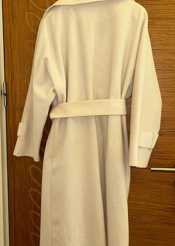 Bej Uzun Kollu Kadın Klasik Kaban - Görsel 3