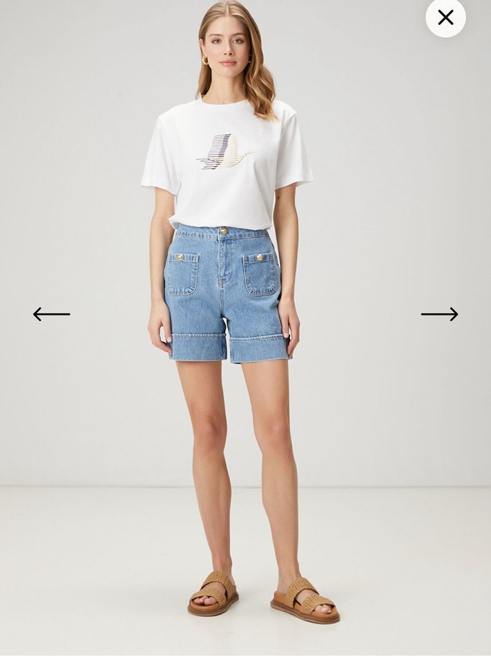 Beyaz Baskılı Kadın Tişört - Görsel 2