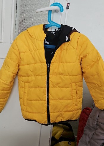 Kapüşonlu Siyah Erkek Çocuk Mont - Görsel 3