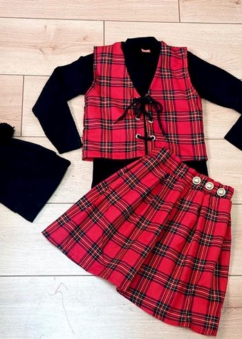 Kız Çocuk Kırmızı Kareli Askılı Elbise - Görsel 2