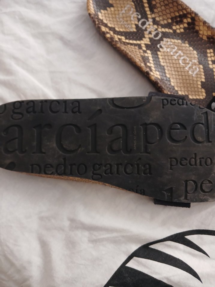 Kahverengi Yılan Desenli Taşlı Kadın Terlik - Görsel 3