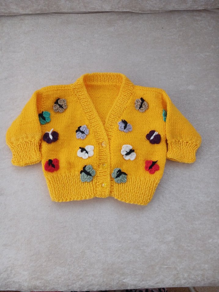 Sarı Nakışlı Kız Örgü Hırka - Görsel 2