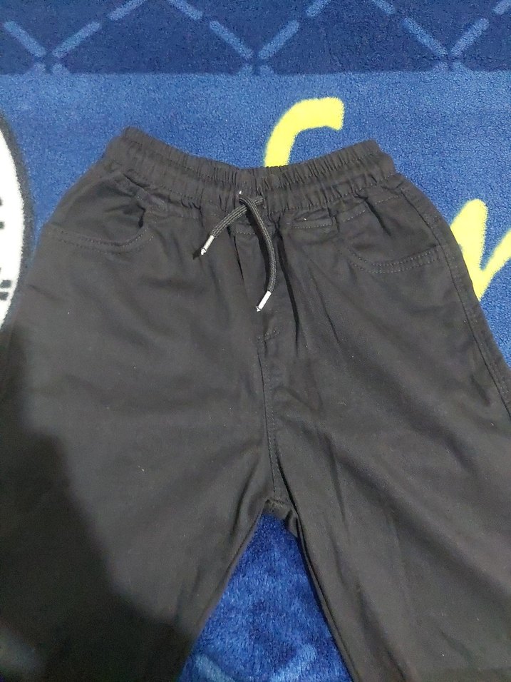 Siyah Erkek Çocuk Yumuşak Kumaş Kot Pantol - Görsel 3