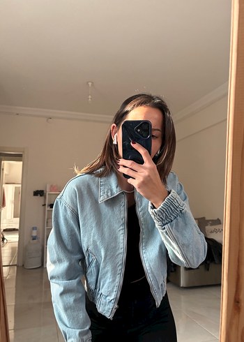 Gri Yüksek Yakalı Denim Ceket - Görsel 3