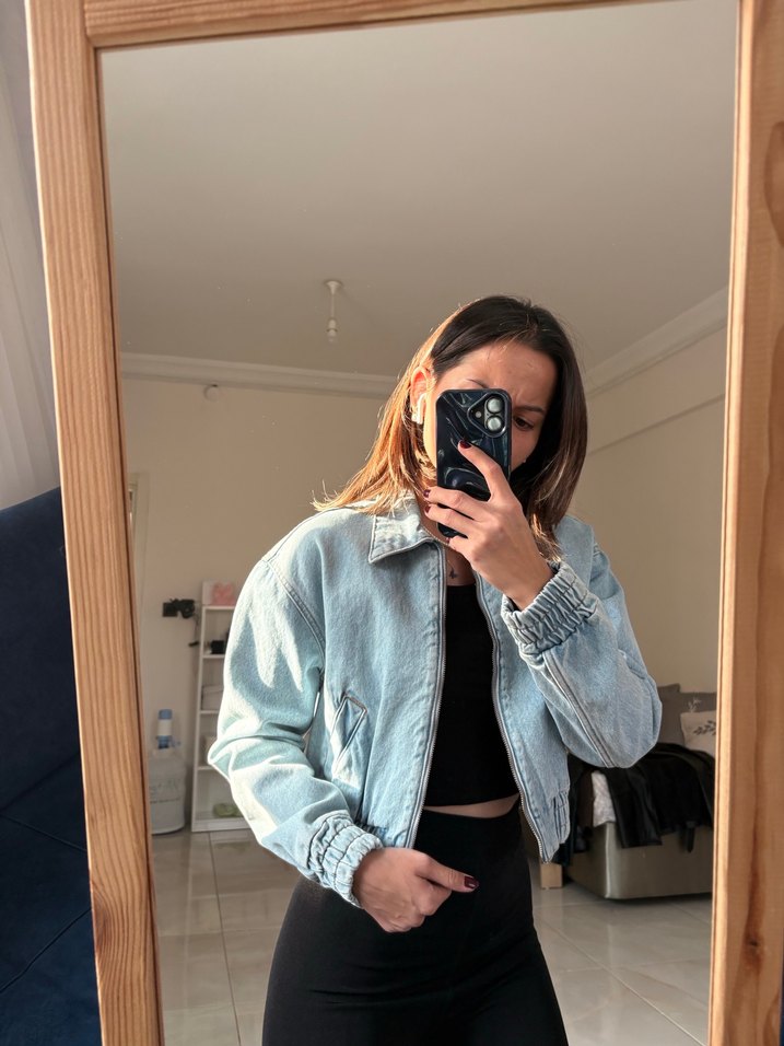 Gri Yüksek Yakalı Denim Ceket - Görsel 4