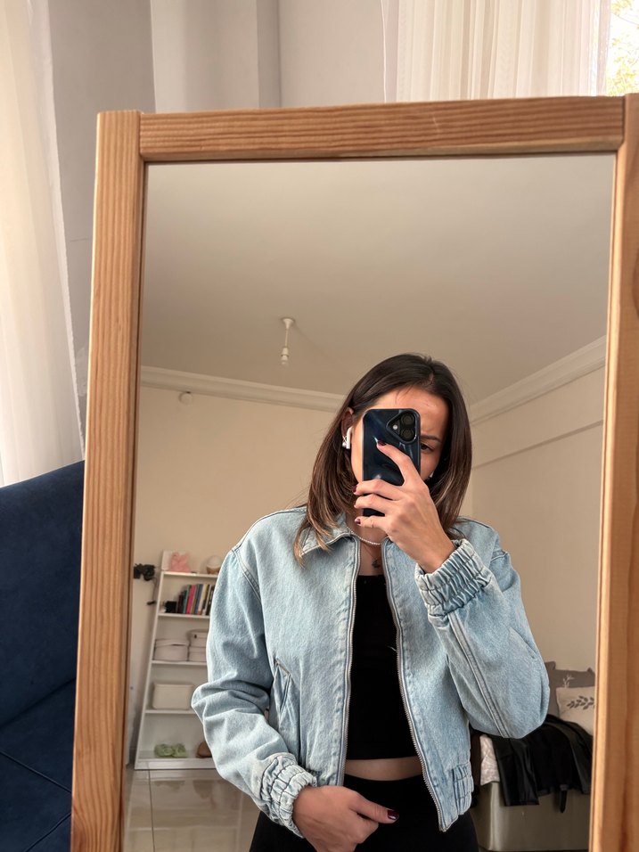 Gri Yüksek Yakalı Denim Ceket - Görsel 2