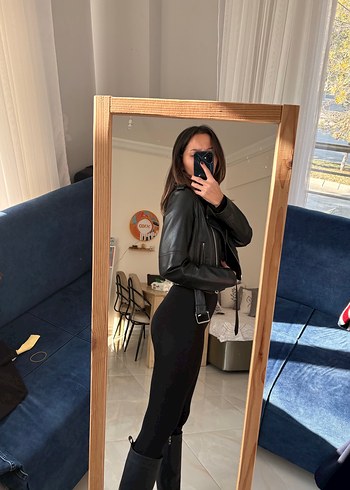 Siyah Deri Kadın Ceket - Görsel 3