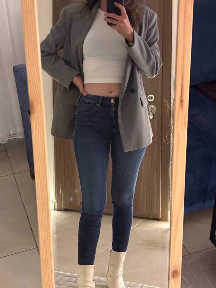 Gri Dar Kesim Boy Kadın Kot Pantolon - Görsel 4