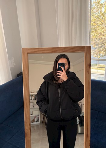 Siyah Kadın Kısa Kış Montu - Görsel 3