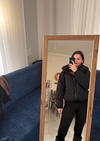 Siyah Kadın Kısa Kış Montu - Görsel 9