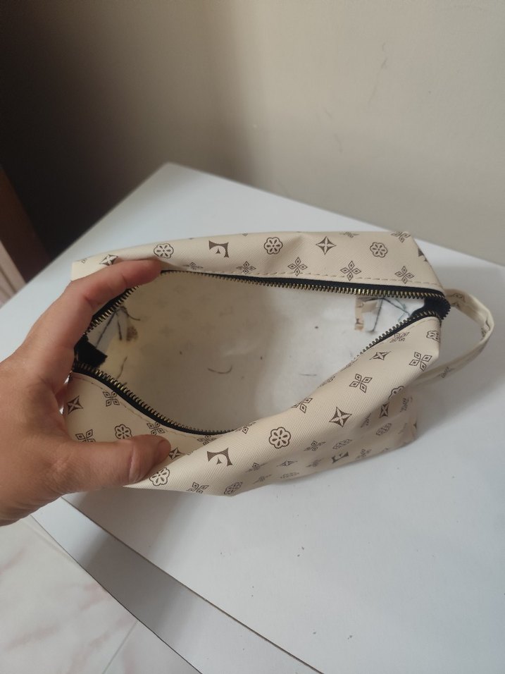 Bej Baskılı Kadın Makyaj Çantası - Görsel 4