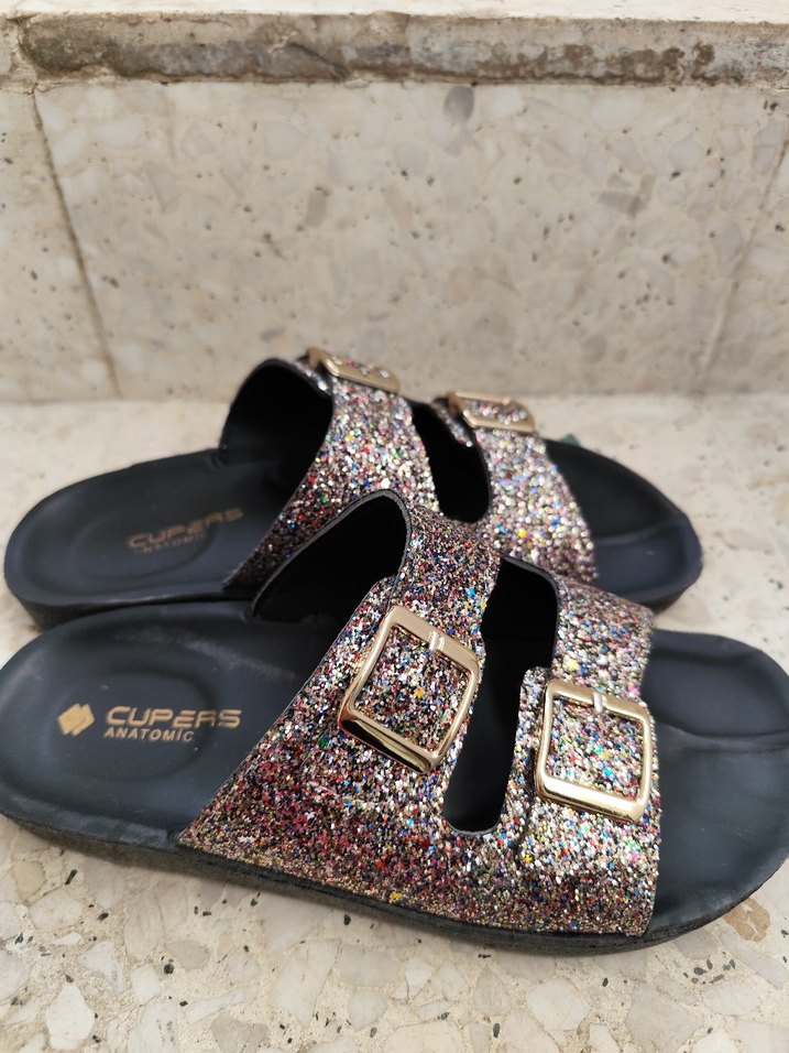 Kadın Terlik - Görsel 3