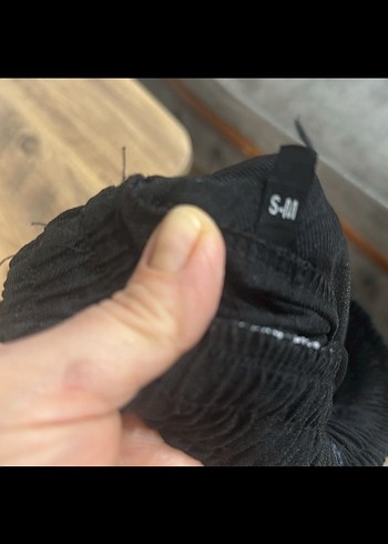 Kadın Siyah Piliseli Salaş Kumaş Pantolon - Görsel 5