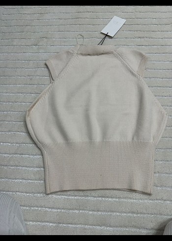 Bej Kadın Kolsuz Yün Triko - Görsel 2