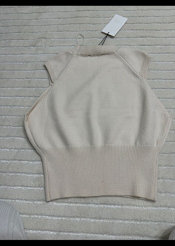 Bej Kadın Kolsuz Yün Triko - Görsel 3